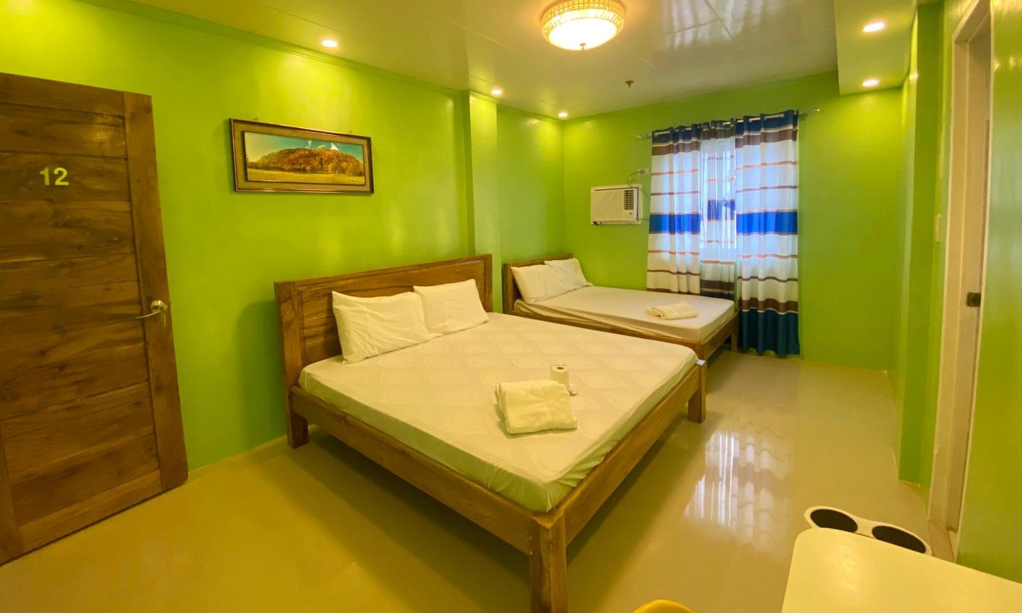 Drossgold Pension House Tubigon Pokoj fotografie